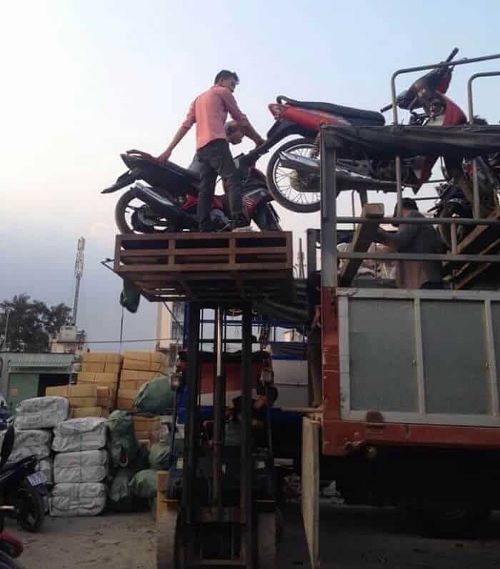 Dịch vụ vận chuyển xe máy Bắc Nam bằng tàu hỏa