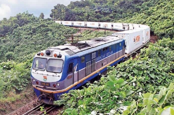 Dịch vụ vận chuyển xe máy Bắc Nam bằng tàu hỏa