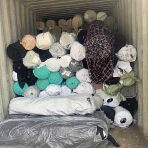 Hỗ trợ vận chuyển hàng may mặc Bắc Nam bằng Container giá rẻ