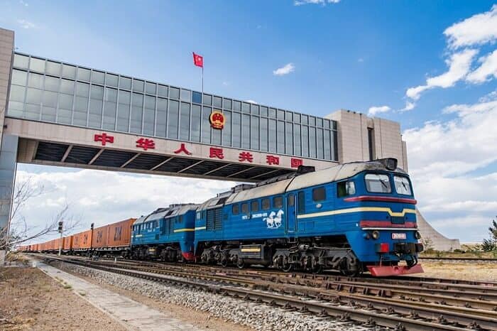 Bảng giá chuyển hàng đi ga Thành Sương - Thành Đô bằng Container đường sắt năm 2022