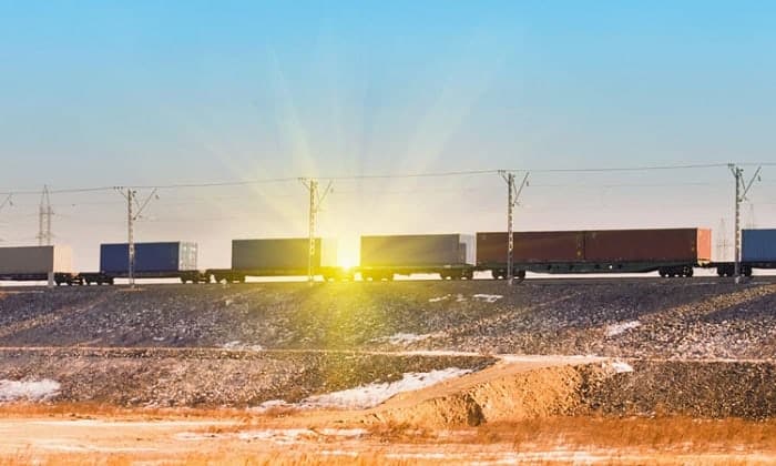 Chi phí vận chuyển Giày dép đi Bỉ bằng Container đường sắt rẻ nhất 2022