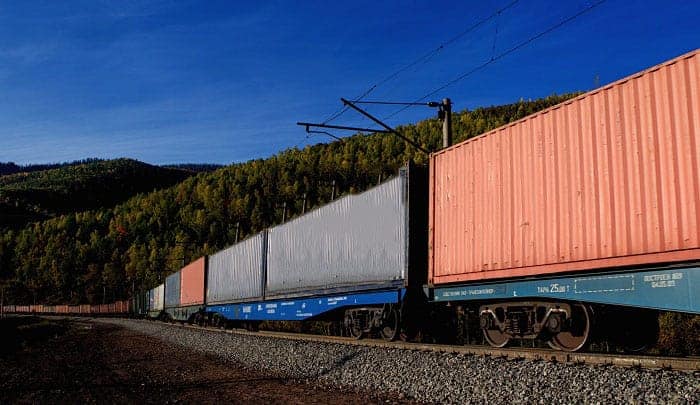 Nhận vận chuyển Điện thoại và linh kiện đi Bỉ bằng Container đường sắt giá rẻ 2022