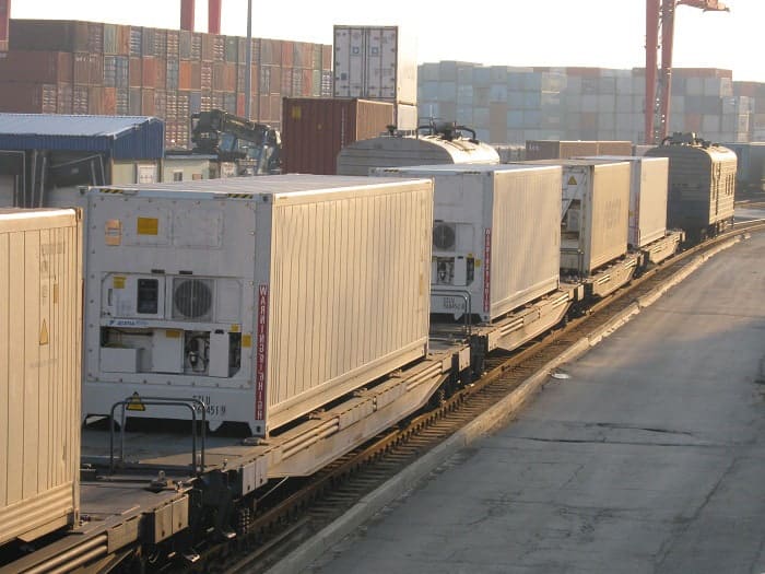 Nhận vận chuyển Trái cây đi Nga bằng Container lạnh đường sắt giá rẻ 2022