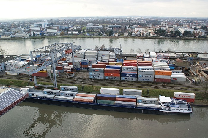 Đơn vị vận chuyển hàng đi Thụy Sĩ bằng container uy tín, giá rẻ