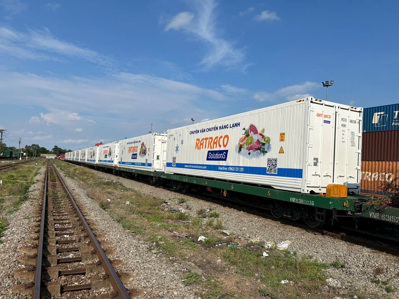 Vận tải container
